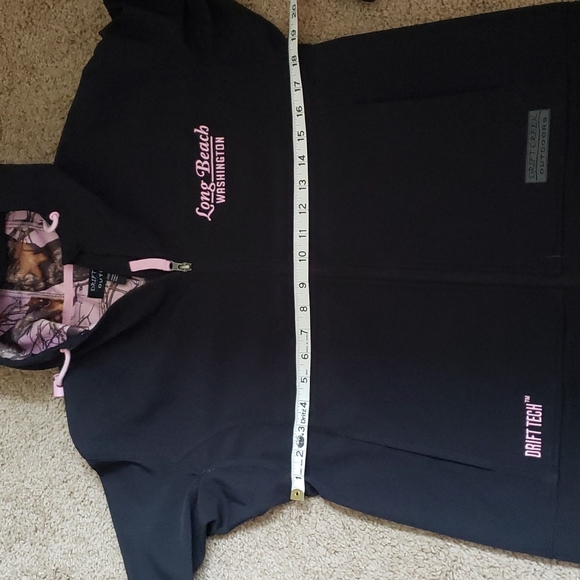 Long Beach WA embroidered jacket - Picture 5 of 6